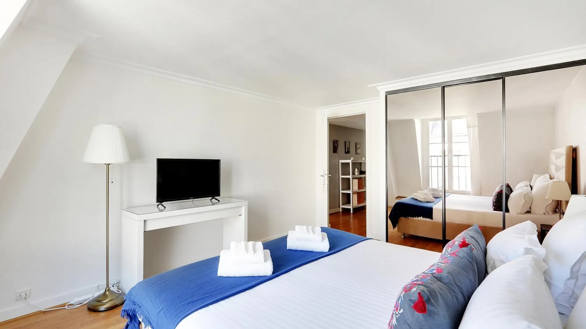 Pick A Flat'S Apartment In Champs-Elysees - Rue Ponthieu Paris