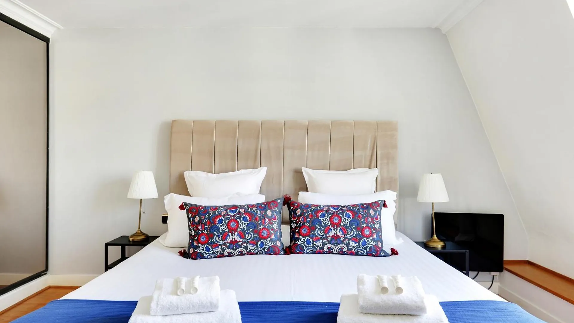 Pick A Flat'S Apartment In Champs-Elysees - Rue Ponthieu Paris