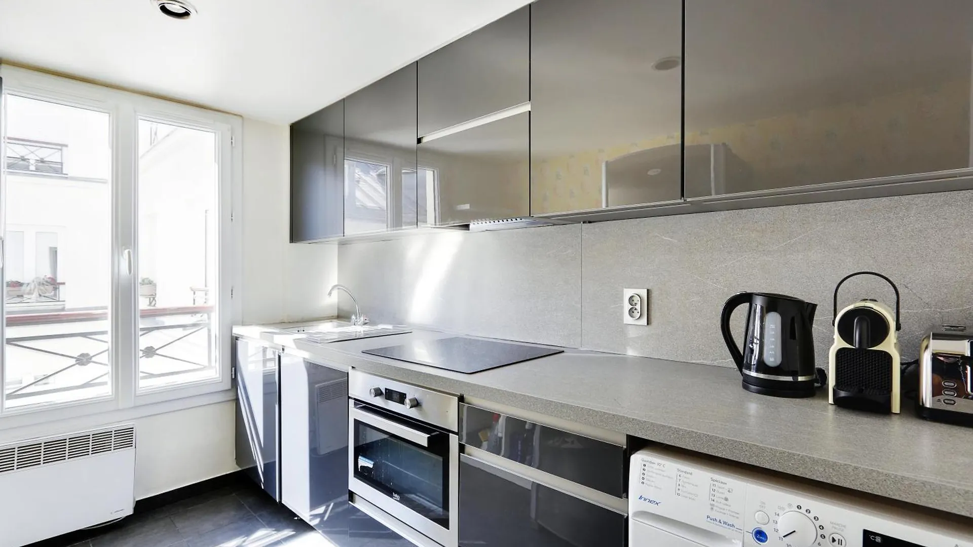 Pick A Flat'S Apartment In Champs-Elysees - Rue Ponthieu Paris