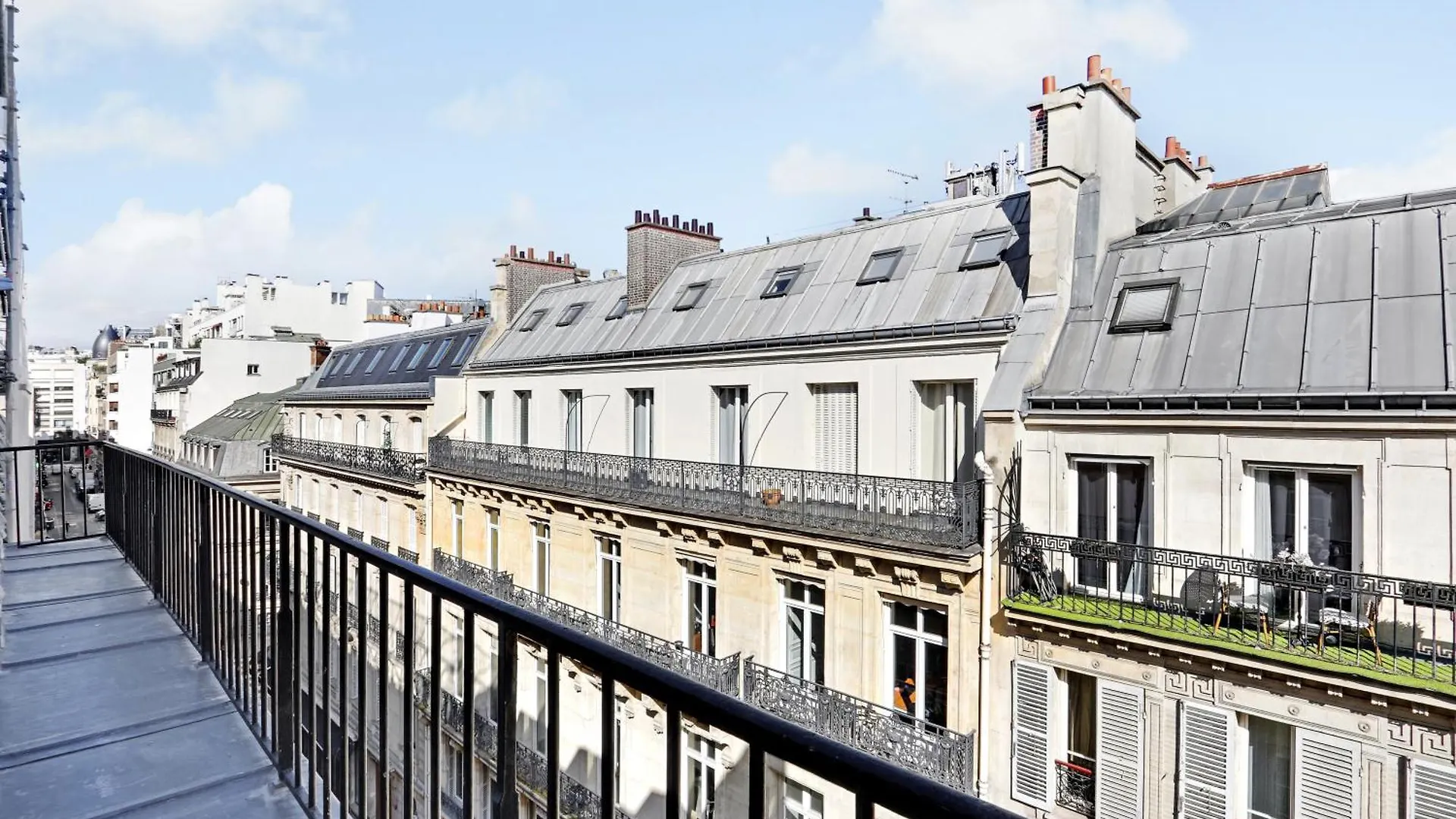 Pick A Flat'S Apartment In Champs-Elysees - Rue Ponthieu Paris 0*,  France